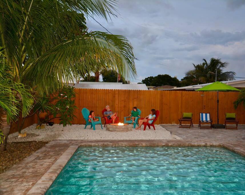 Tropical Retreat Near Beaches, Cruise Terminals Merritt Island Exterior foto