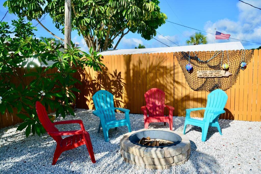 Tropical Retreat Near Beaches, Cruise Terminals Merritt Island Exterior foto