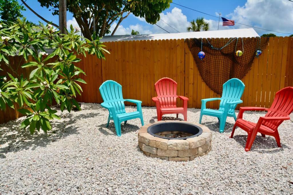 Tropical Retreat Near Beaches, Cruise Terminals Merritt Island Exterior foto